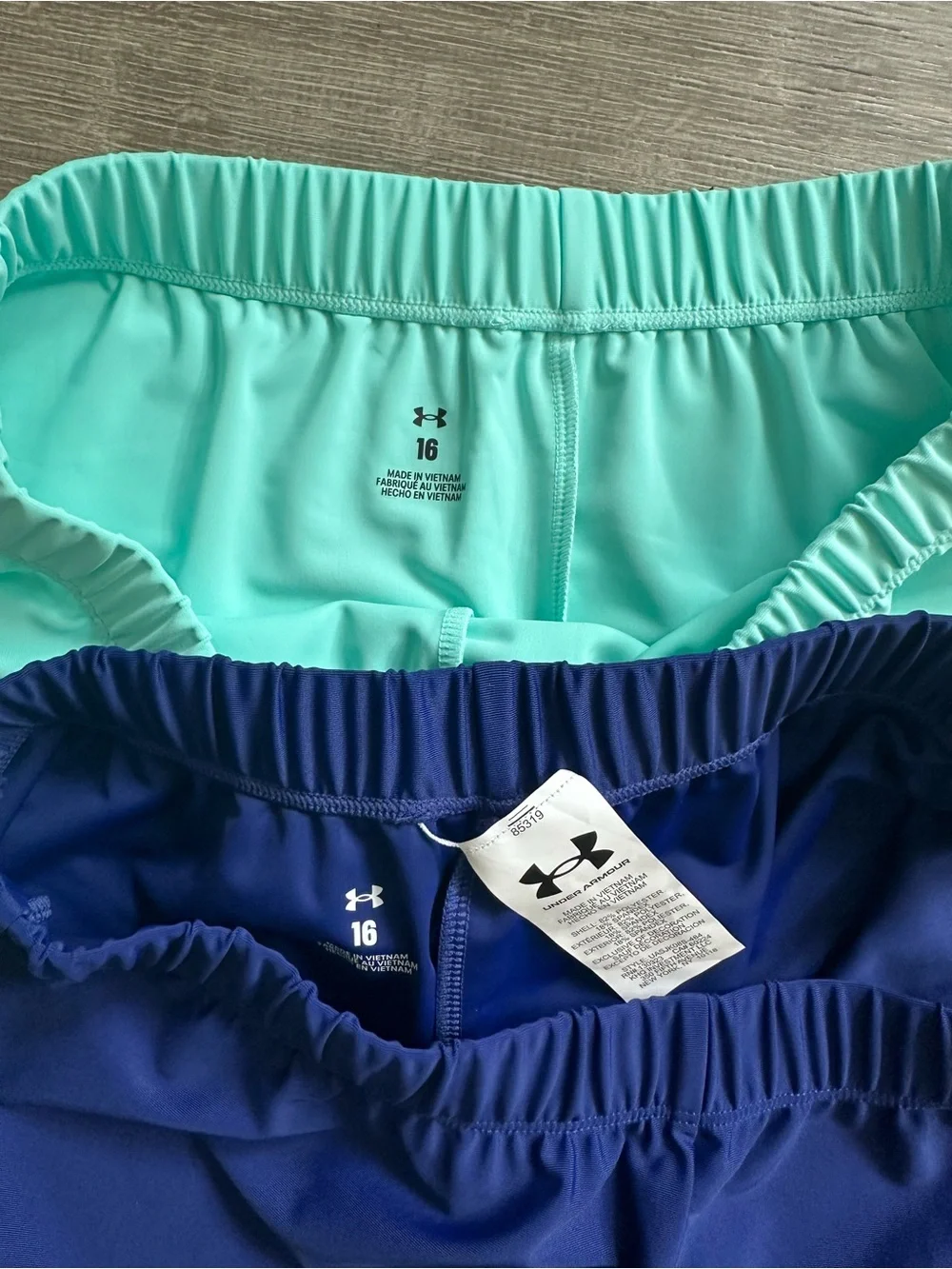 Under Armour new tags